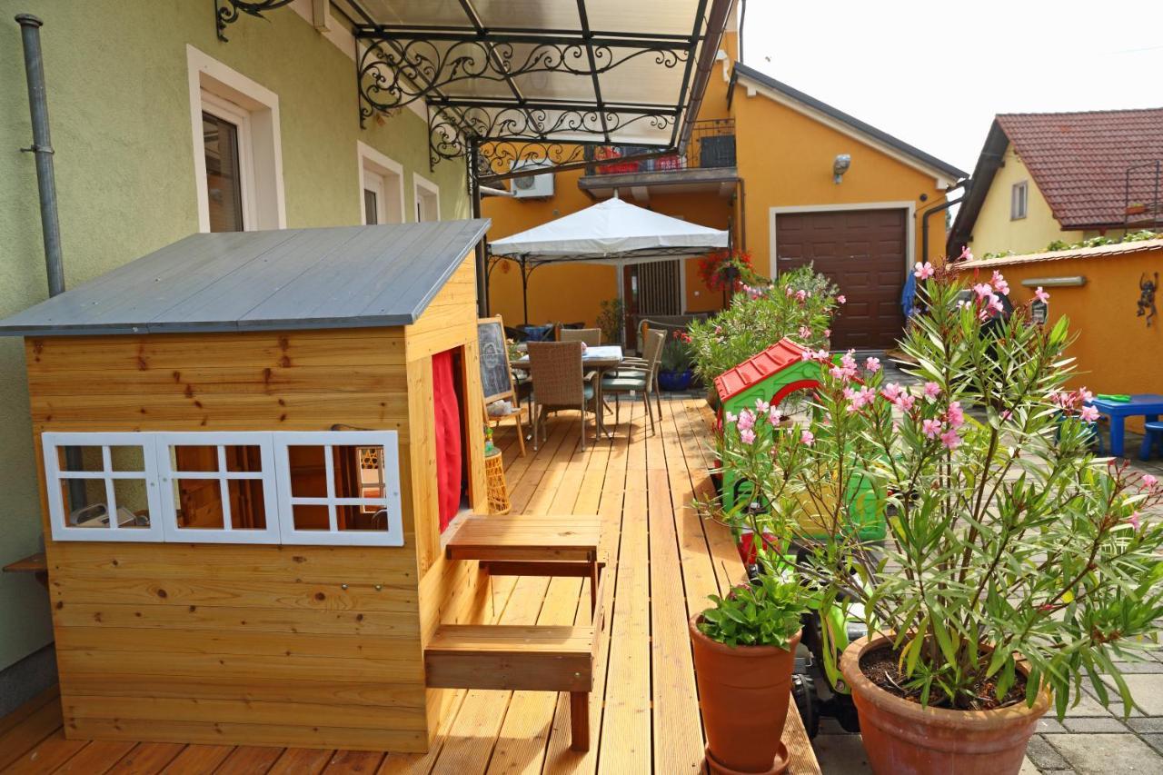 Hostel Sonce Ptuj Exteriör bild