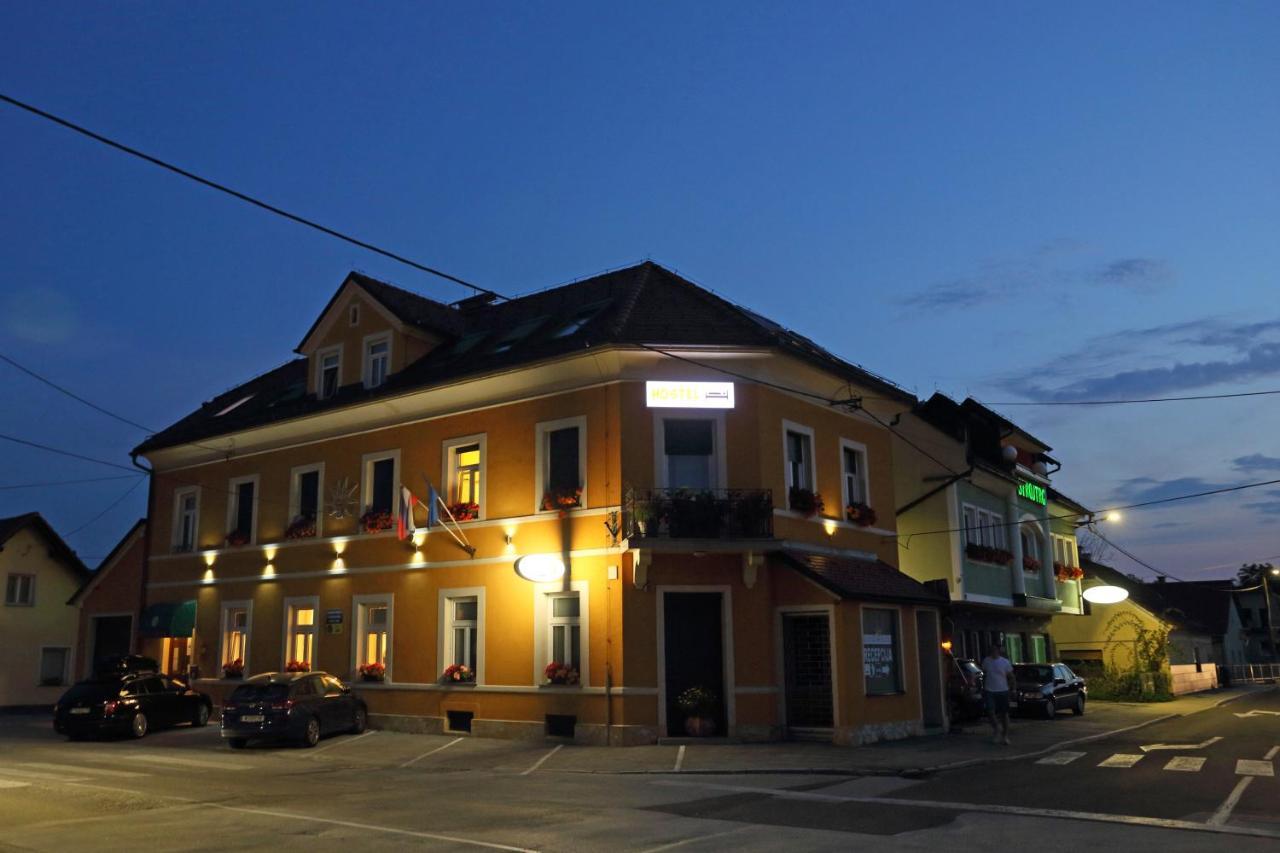 Hostel Sonce Ptuj Exteriör bild