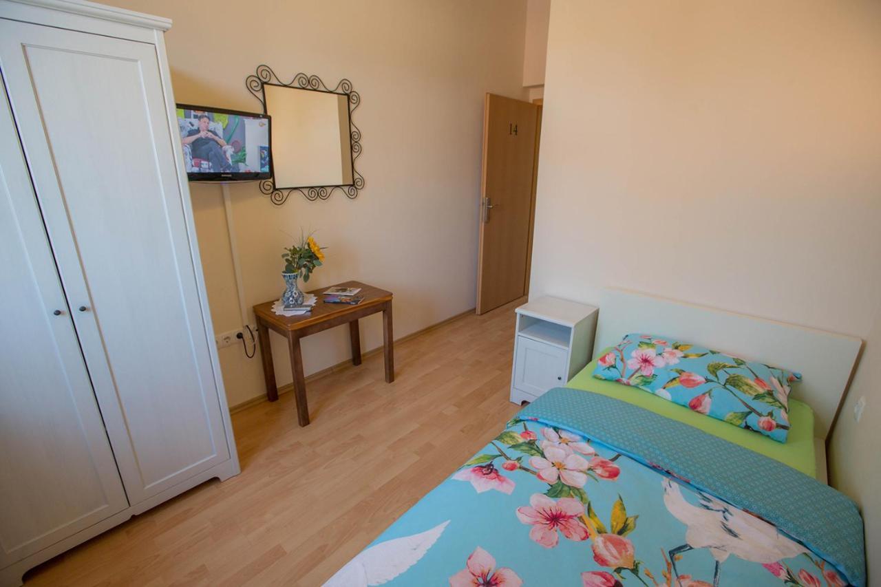 Hostel Sonce Ptuj Exteriör bild