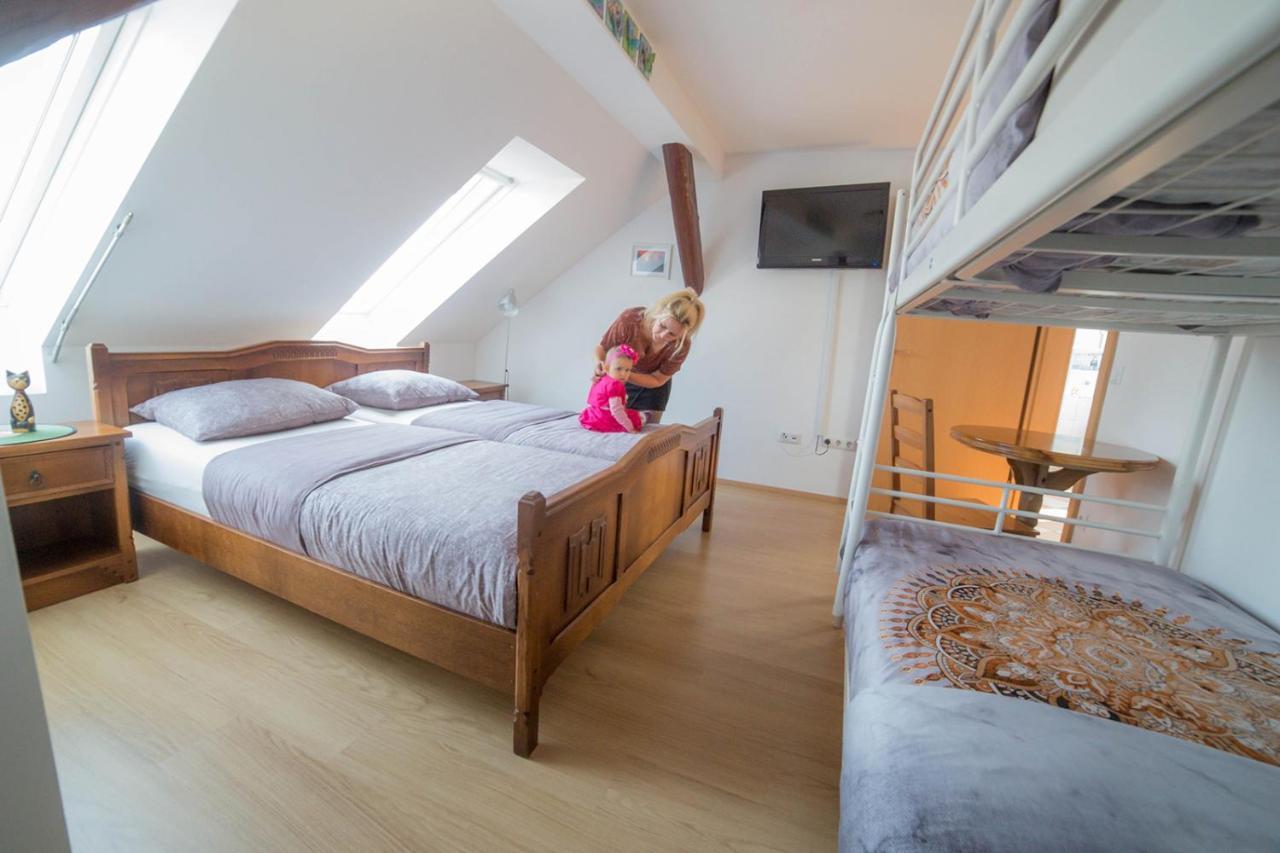 Hostel Sonce Ptuj Exteriör bild